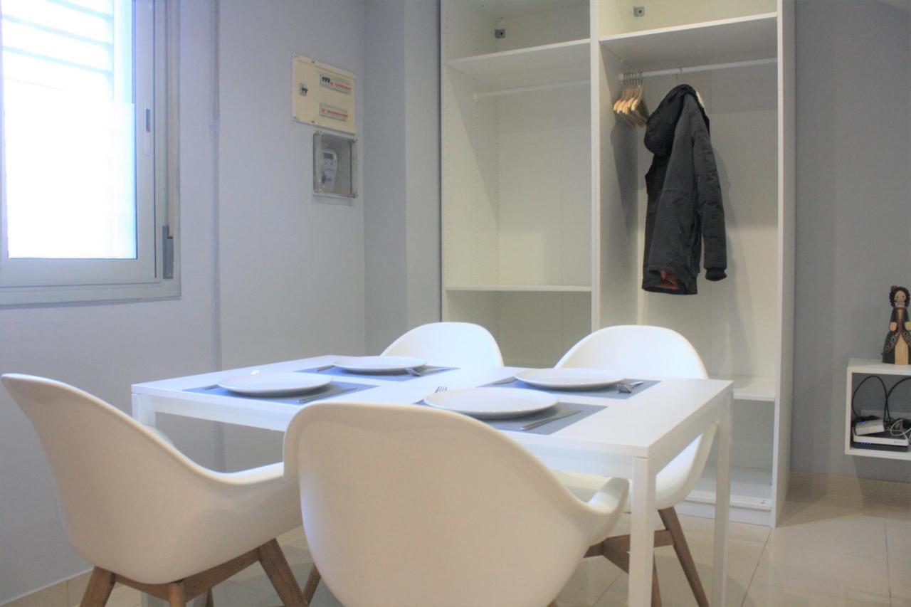 ברצלונה Alguera Hola Apartments מראה חיצוני תמונה